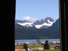 Murphy's Alaskan Inn